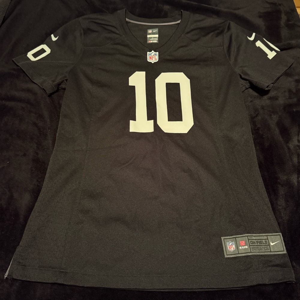 Nike black and white Oakland Raiders Derek Carr jersey #NFL #Raiders
